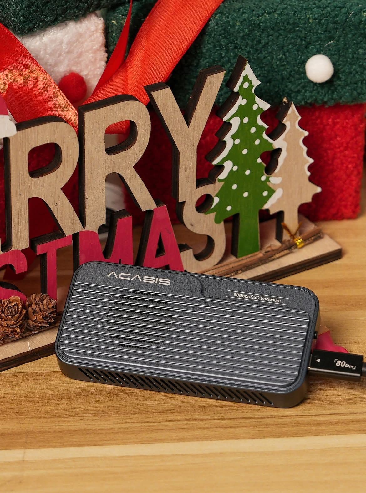 The Acasis 80Gbps SSD Enclosure